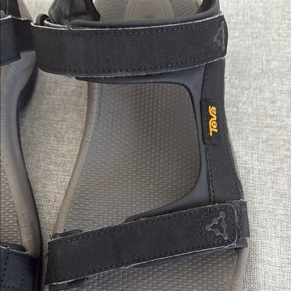 Teva Meachem Black Adjustable Sandals - Picture 8 of 10